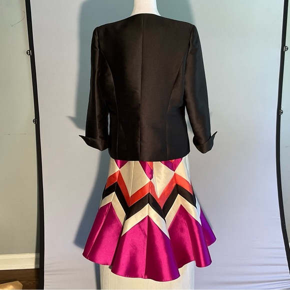 Serafina Sz 14 2 Piece Satin Suit Striking Colorful Zigzag Pattern Flared Skirt - Picture 15 of 16